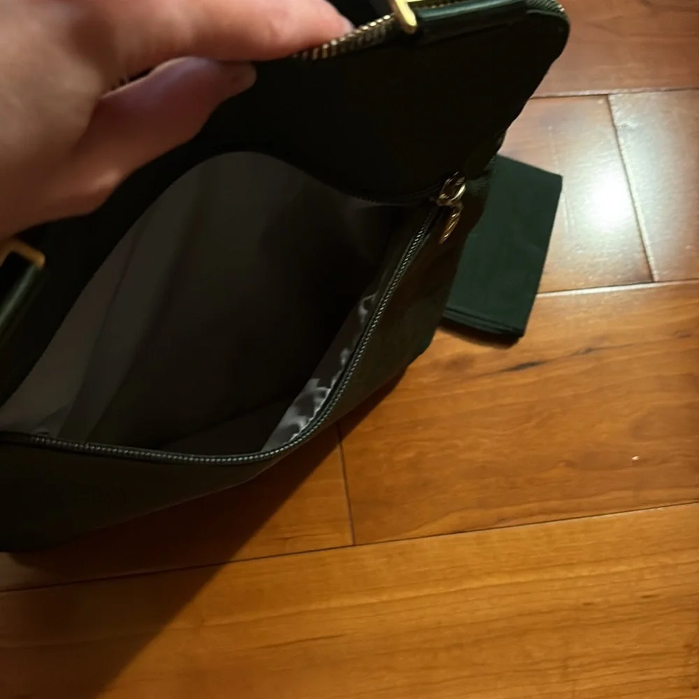Baggallini crossbody purse olive green - Picture 11 of 11